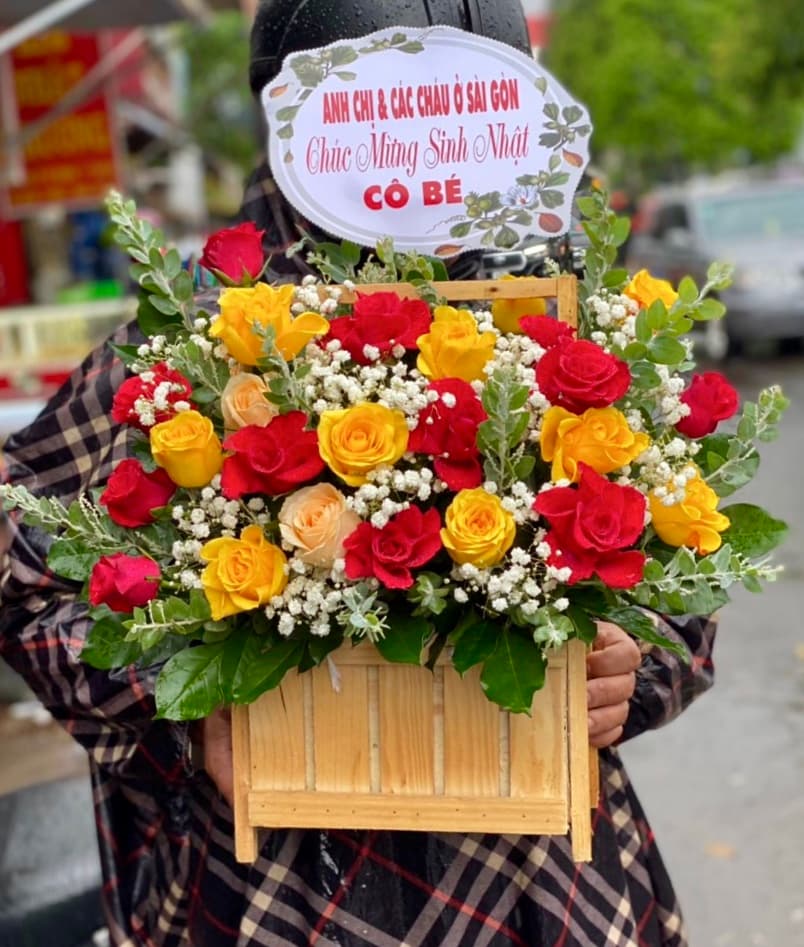 Giỏ hoa đẹp ở Hồ Chí Minh - HS24