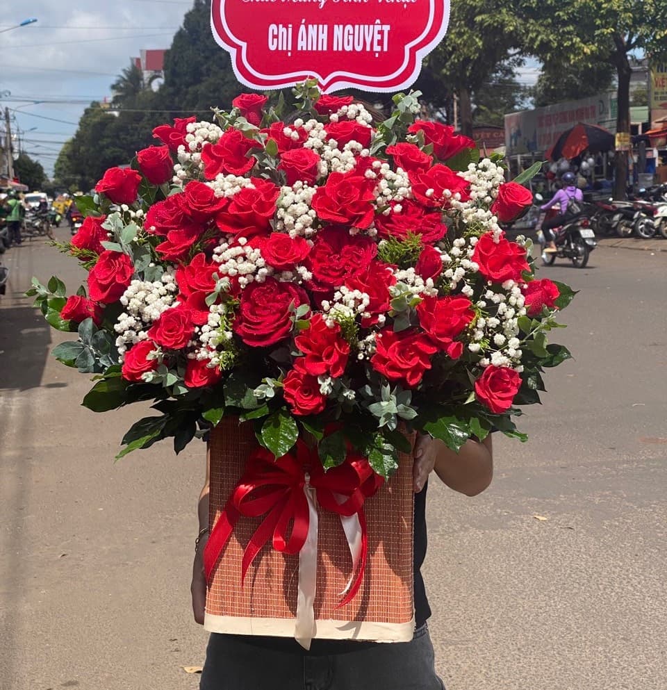 Ship hoa tận nơi ở Hồ Chí Minh - HKT58