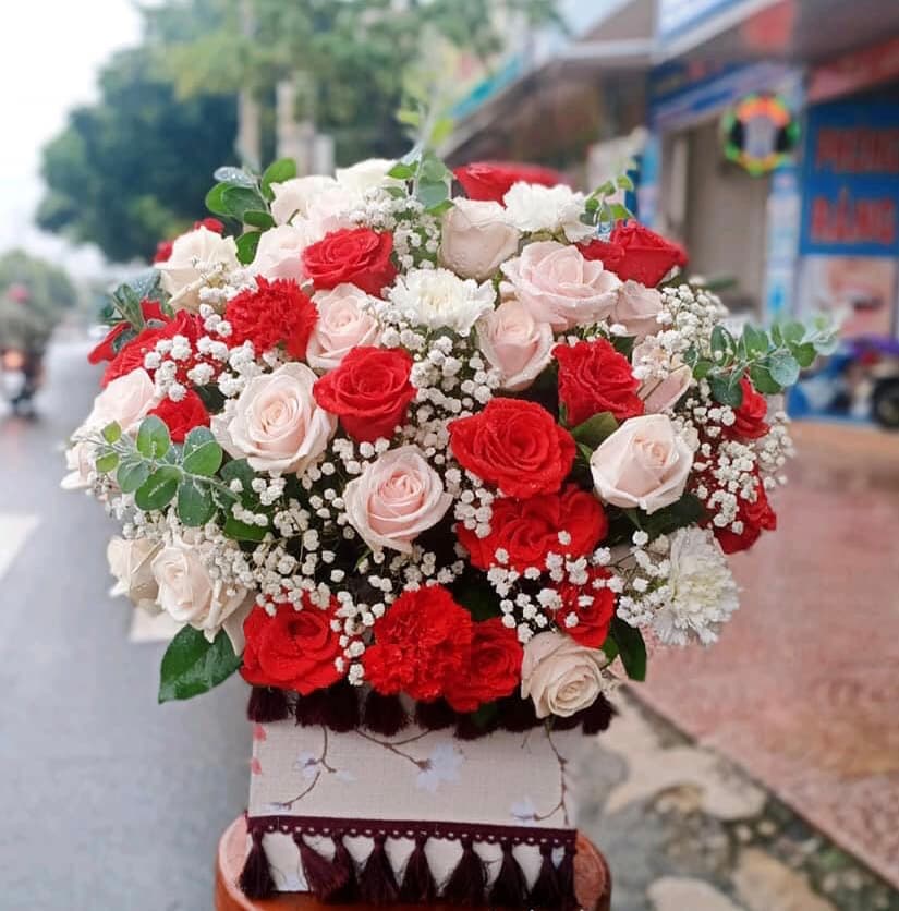 Giỏ hoa hồng đẹp - HS06