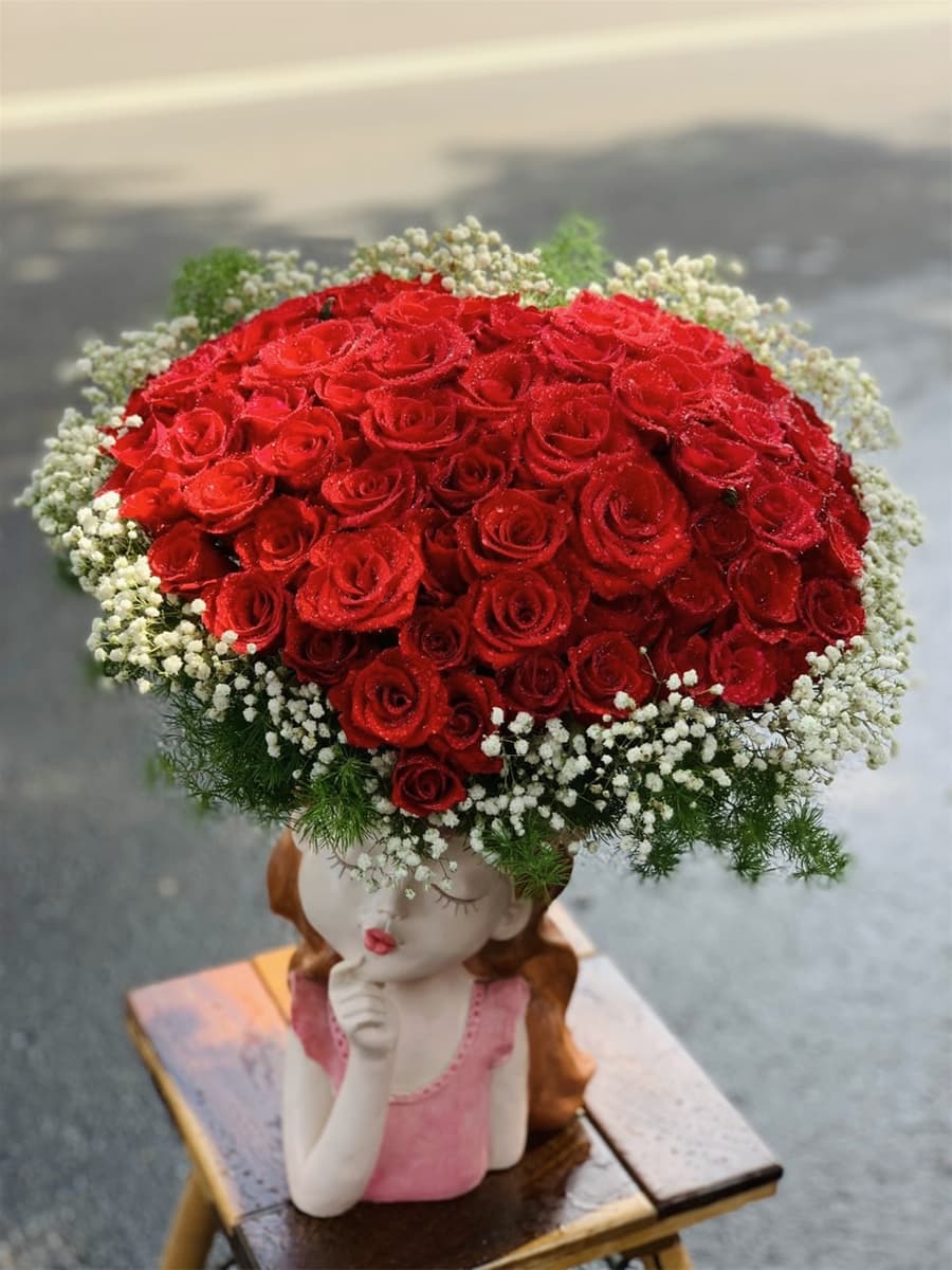 Bình hoa hình trái tim ở Hồ Chí Minh - HS54