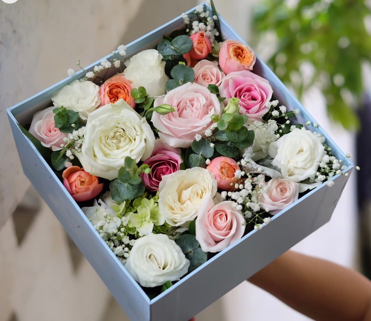 Hộp hoa hồng giao tại Hồ Chí Minh - HH02