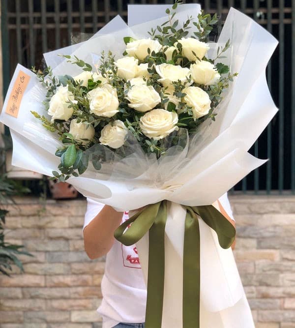 Bó hoa hồng trắng - HB20