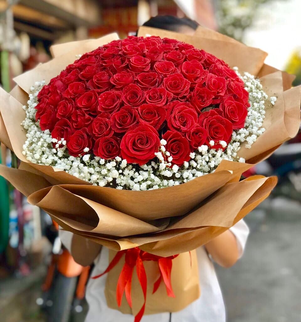 HB02 - 99 đóa hồng gửi người thương