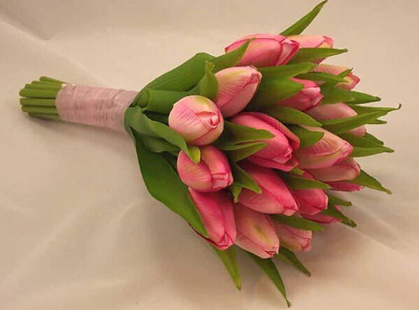 Bó hoa cưới tulip tại Hồ Chí Minh - HC06