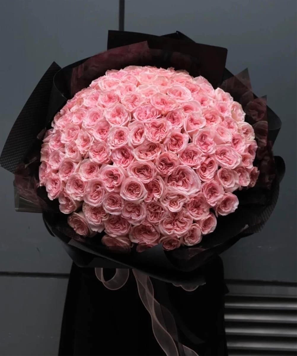Bó hoa hồng dịu dàng sang trọng ở Hồ Chí Minh - HB62