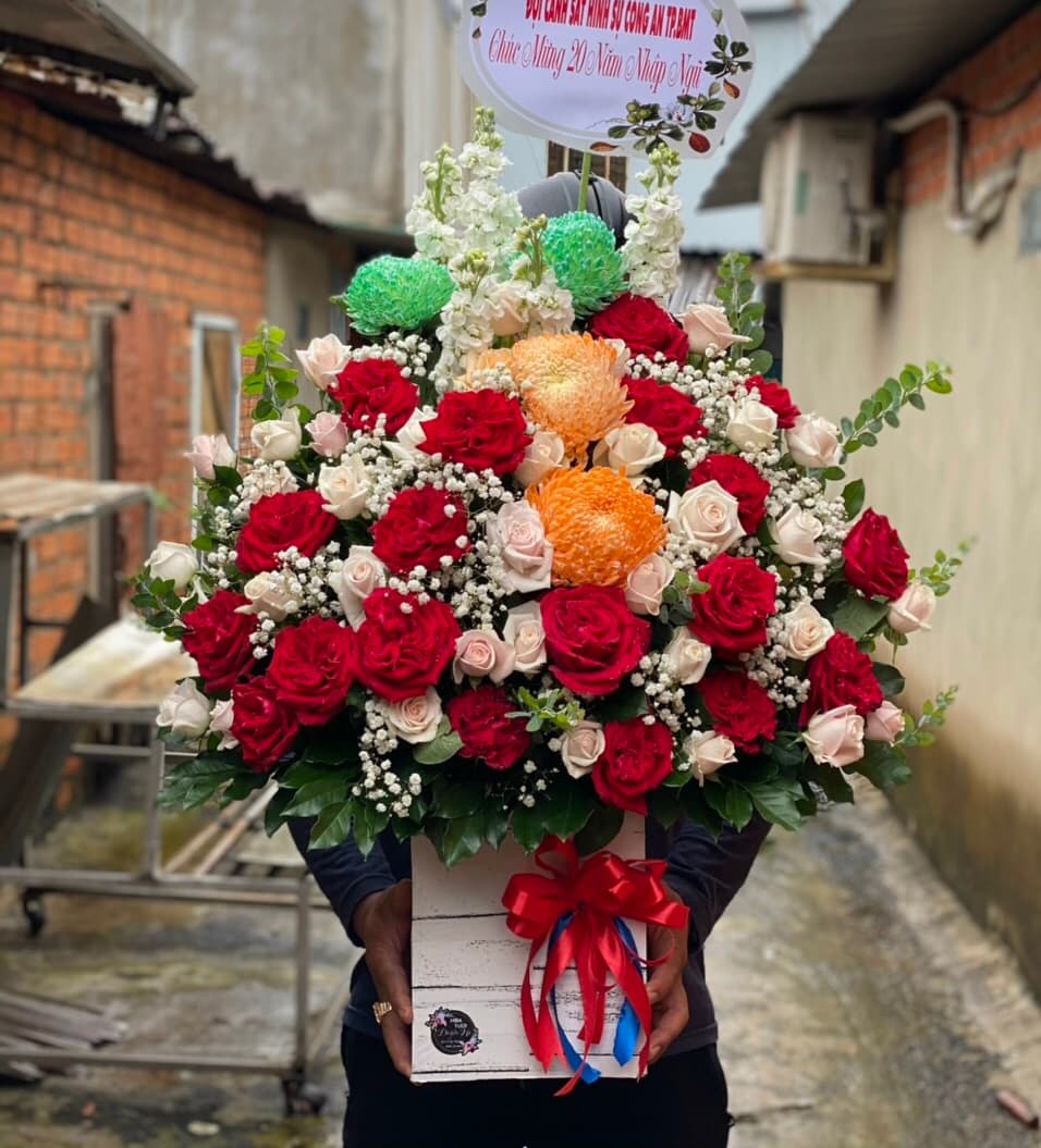 Giỏ hoa khai trương giao tận nơi ở Hồ Chí Minh - HKT27