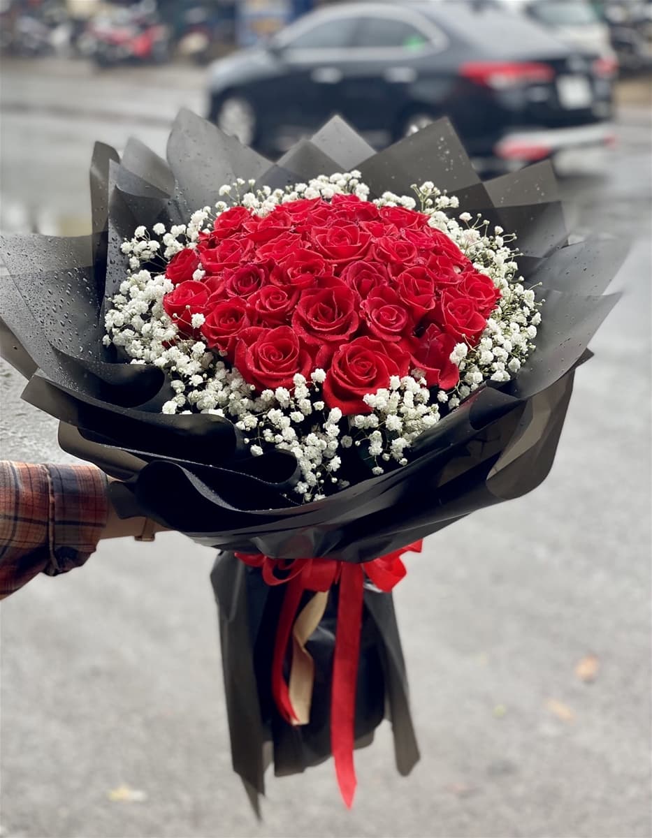 HB15 - bó hoa hồng đỏ giao tận nơi ở Hồ Chí Minh